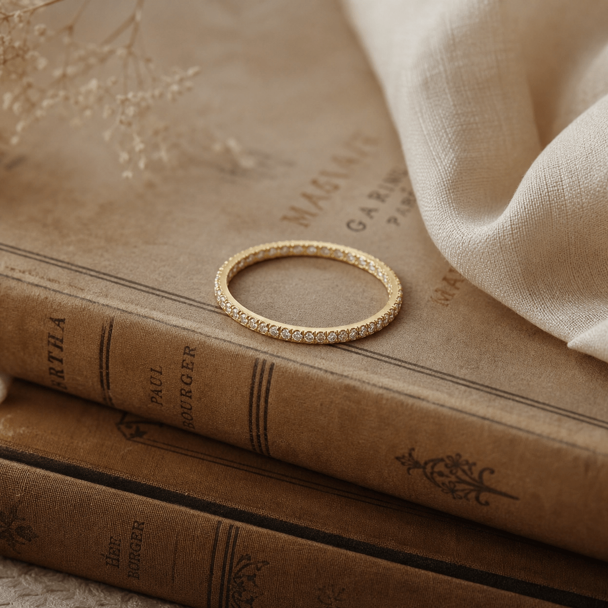 Solenne Aurora Eternity Band - Solenne Atelier
