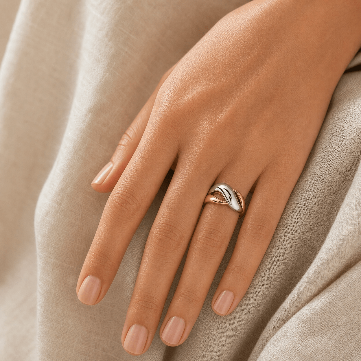 Solenne Entrelacé Two - Tone Ribbon Ring - Solenne Atelier