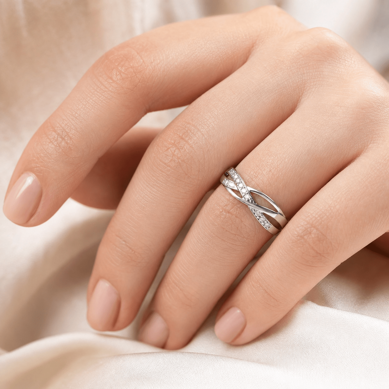 Solenne Entrelacée Braided Crystal Ring - Solenne Atelier