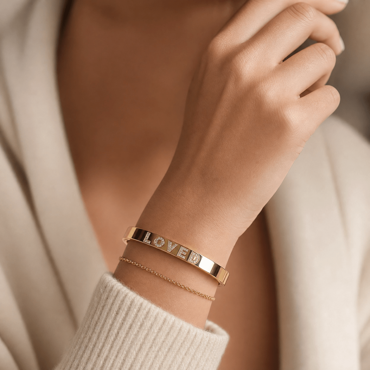 Solenne Eternal Devotion Bangle - Solenne Atelier
