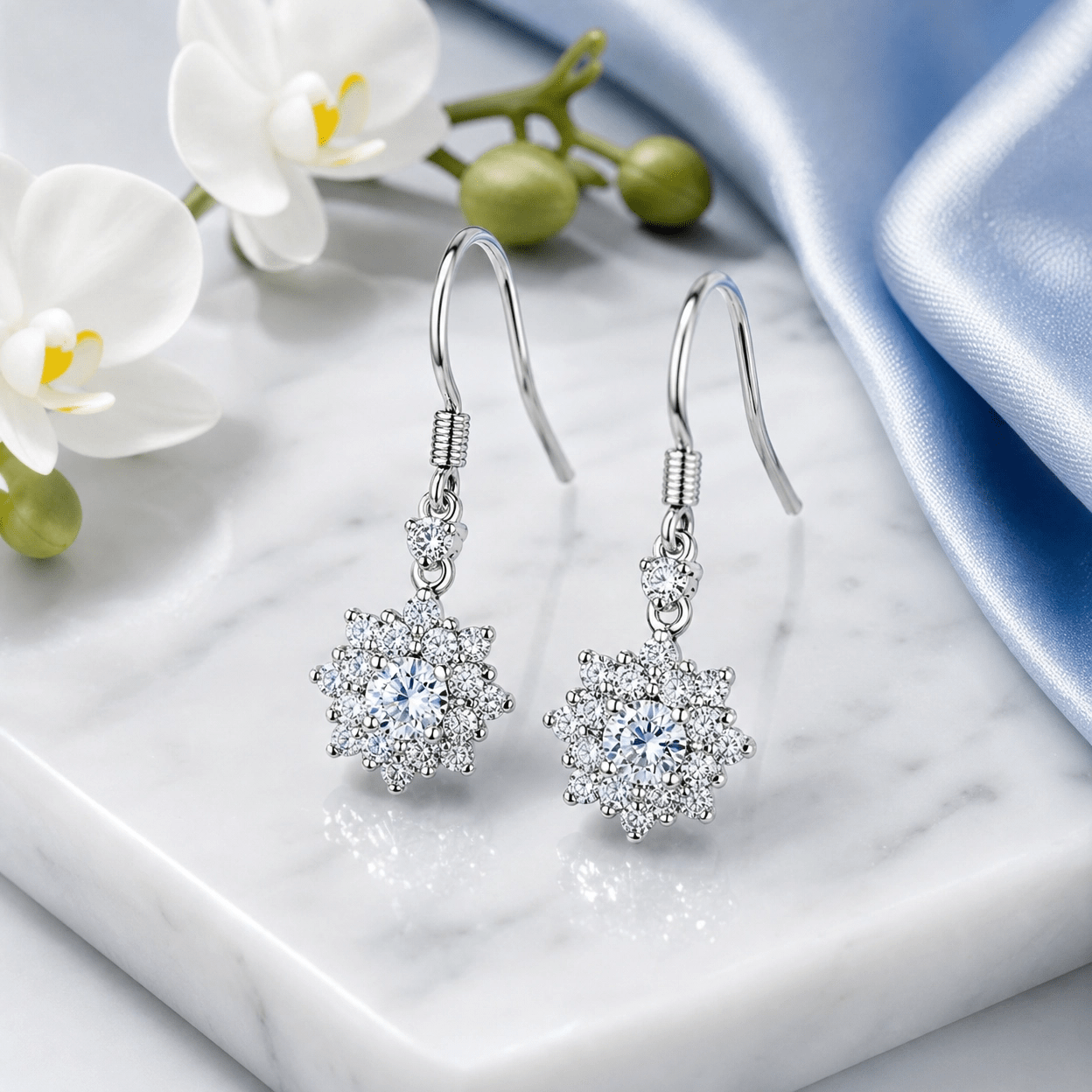 Solenne Luminous Halo Studs - Solenne Atelier